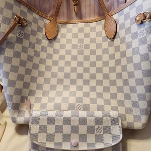 Louis Vuitton Neverfull MM Rose Ballerine with matching Emilie Wallet